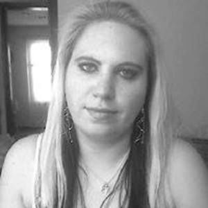 Meet your Posher, Becci